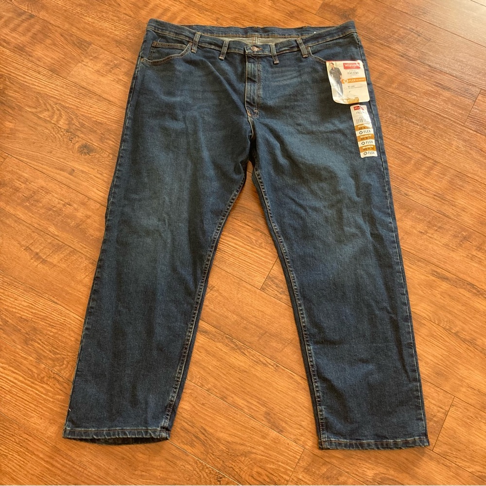 New Wrangler Jeans Denim Relaxed Fit Flex Men’s Size  46x30 NWT Pants